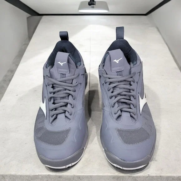 Mizuno Women's Wave Luminous Volleyball Shoes - Picture 3 of 16